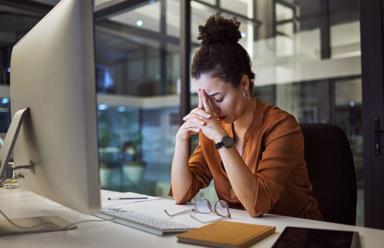 Cold Plunge and Depression: Can It Help? - Fire Cold Plunge