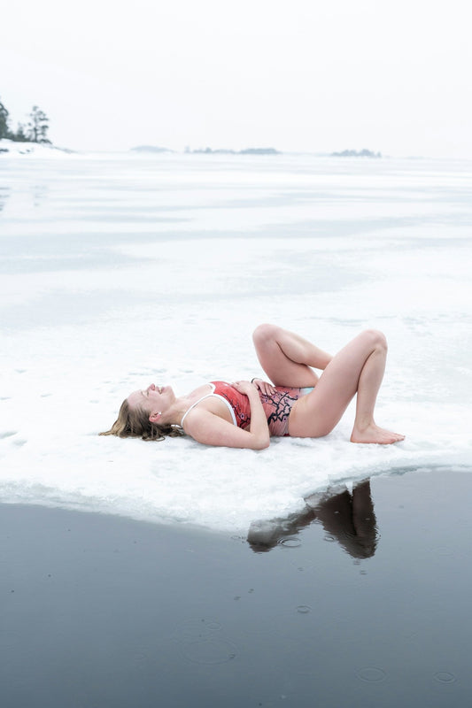 What to Wear (and Not Wear) During a Cold Plunge - Fire Cold Plunge